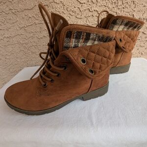 Brown Quilted Women's Boots